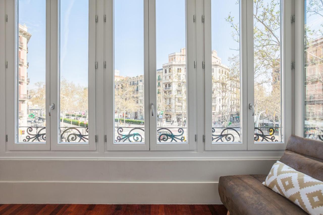 Art House Granvia Apartment Барселона Екстериор снимка