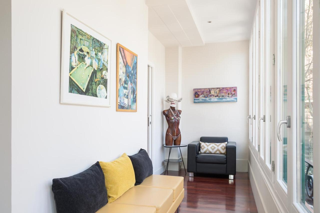 Art House Granvia Apartment Барселона Екстериор снимка