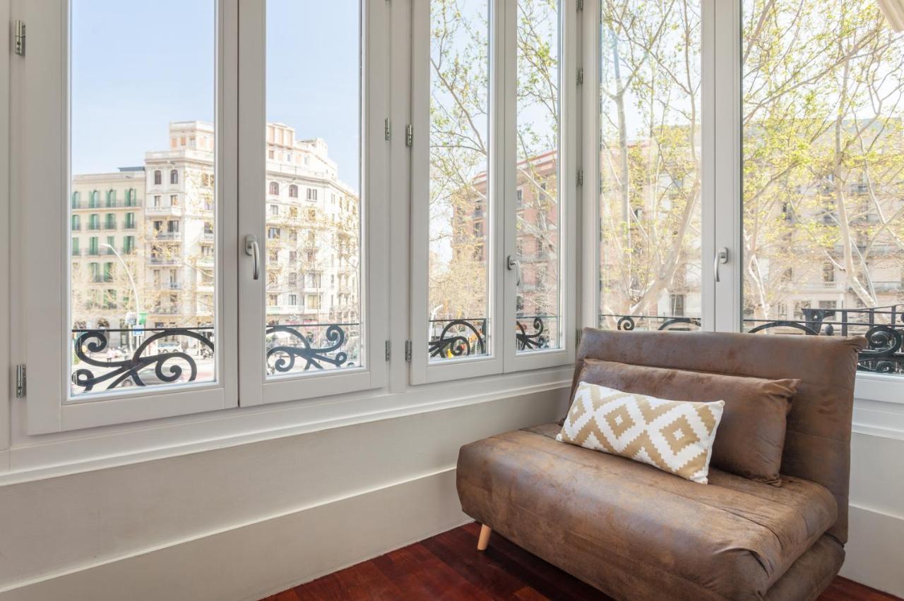 Art House Granvia Apartment Барселона Екстериор снимка